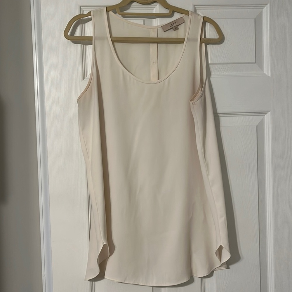 LOFT button sleeveless back blouse